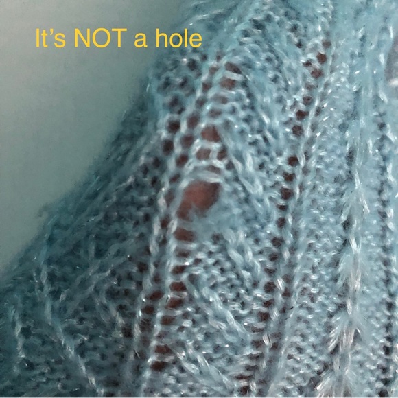 ⭐️NEW⭐️White House Black Market (WHBM) Off-The-Shoulder Cable Knit Sweater Blue - Picture 13 of 13